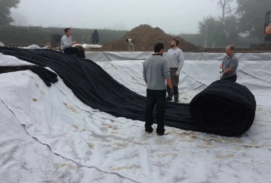 Geotextile protective underlay installed before EP pond liner